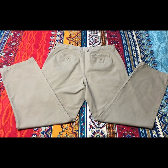 SONOMA MEN’s LONG KHAKI PANTS.  36x32. A MUST FOR ANY MAN’s CLOSET! GREAT SHAPE! - Picture 3 of 4